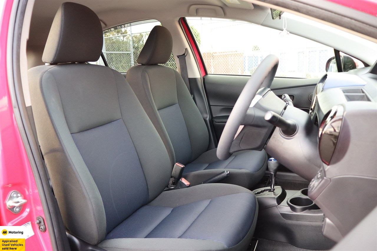 2015 Toyota Aqua