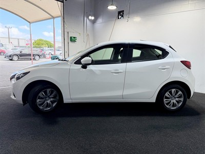 2018 Mazda Demio - Thumbnail