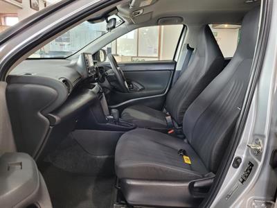 2021 Toyota YARIS CROSS - Thumbnail
