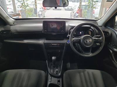 2021 Toyota YARIS CROSS - Thumbnail