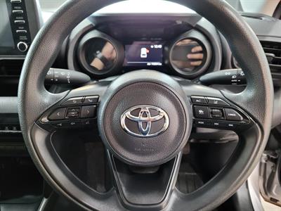2021 Toyota YARIS CROSS - Thumbnail