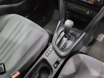 2021 Toyota YARIS CROSS - Thumbnail