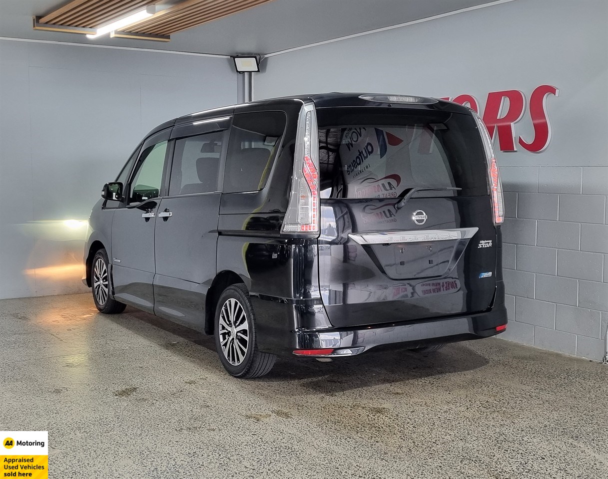 2015 Nissan Serena
