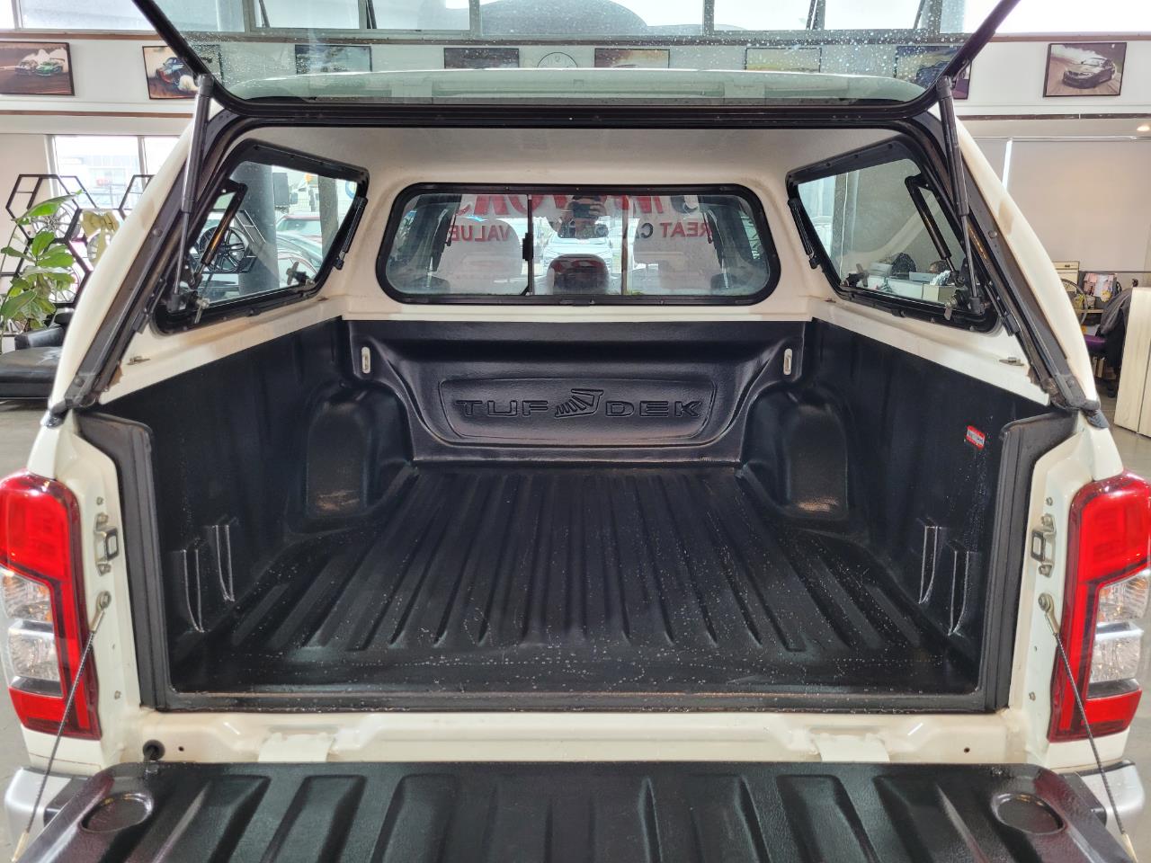 2020 Mitsubishi Triton