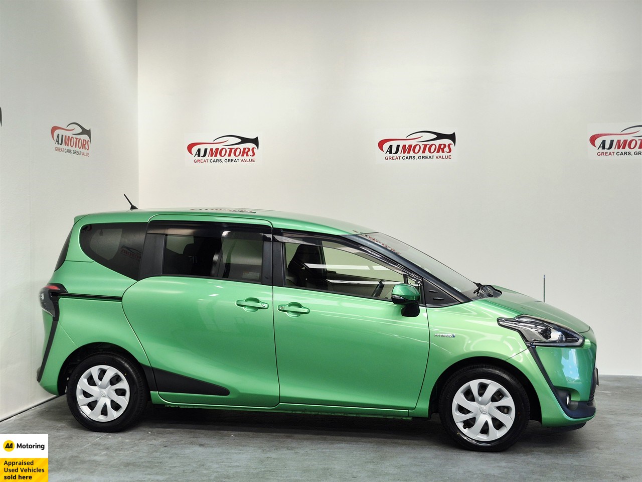 2015 Toyota Sienta