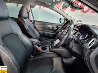 2020 Nissan Qashqai - Thumbnail