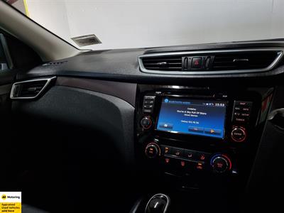 2020 Nissan Qashqai - Thumbnail