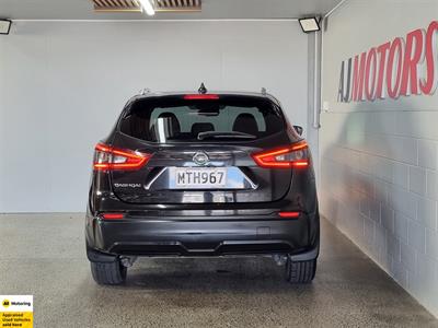 2020 Nissan Qashqai - Thumbnail