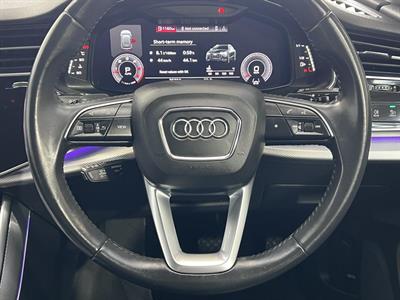 2019 Audi Q8 - Thumbnail