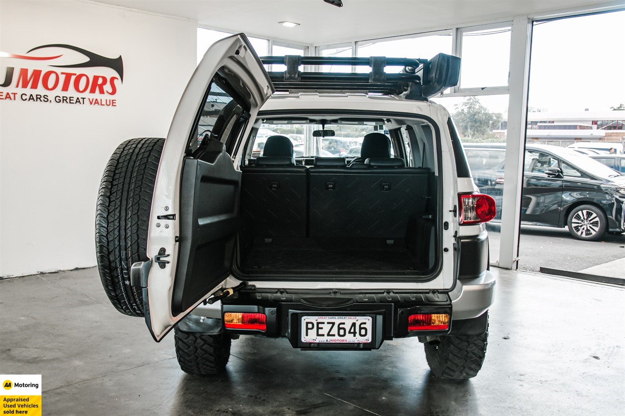 2012 Toyota FJ Cruiser