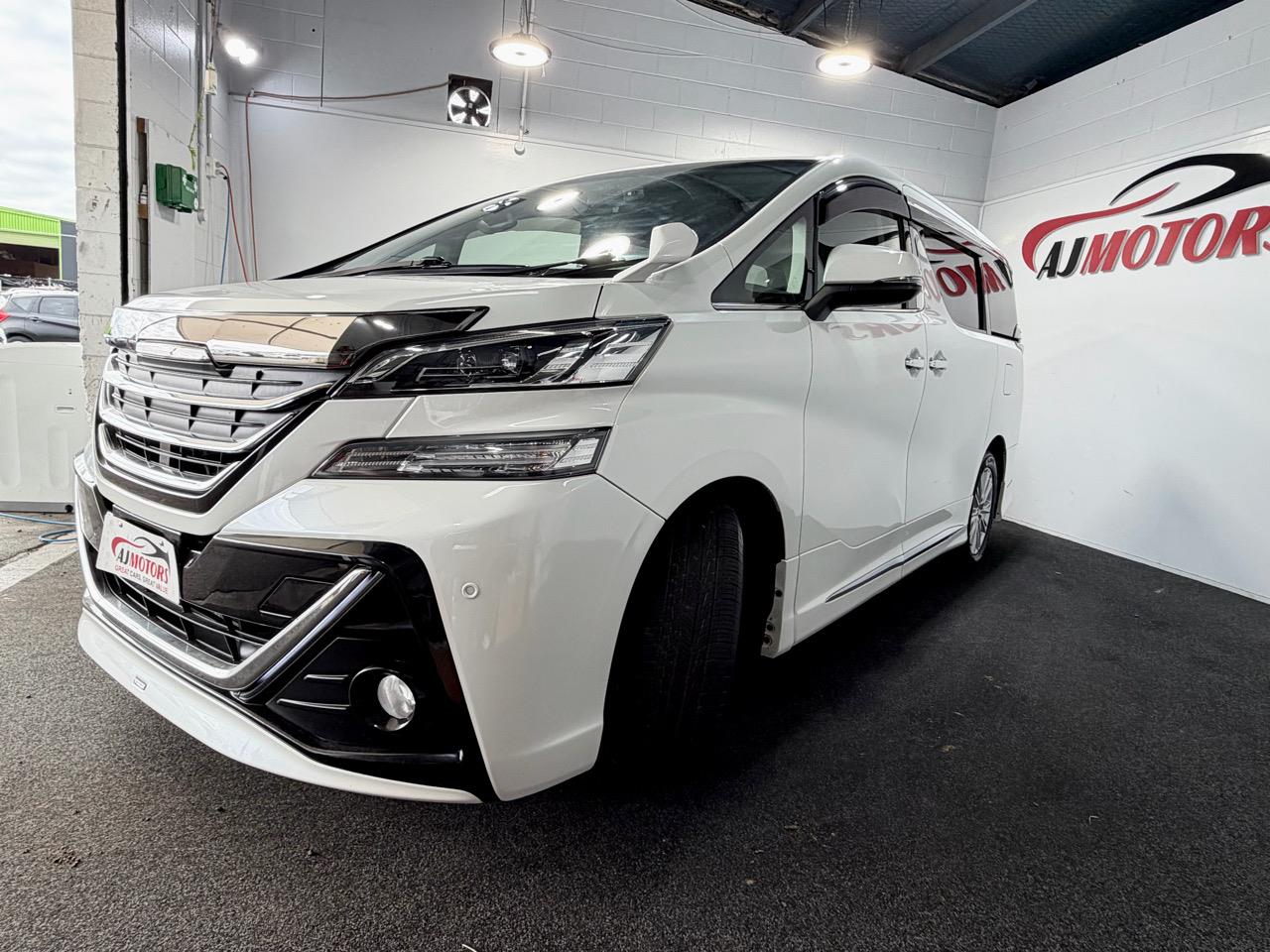 2015 Toyota Vellfire