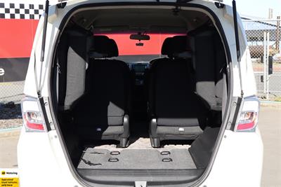 2012 Honda Freed - Thumbnail