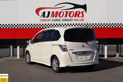 2012 Honda Freed - Thumbnail