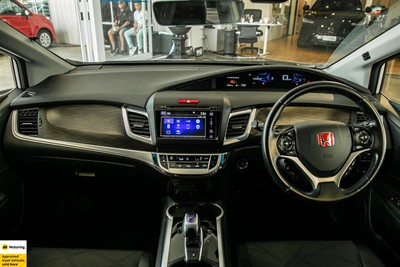 2015 Honda Jade - Thumbnail