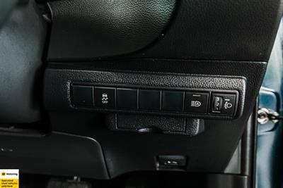 2018 Toyota Corolla - Thumbnail