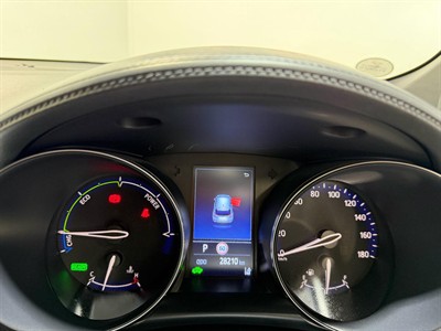 2021 Toyota C-HR - Thumbnail