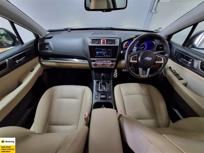 2017 Subaru Outback - Thumbnail