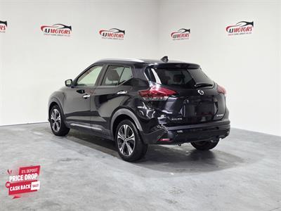 2020 Nissan Kicks - Thumbnail