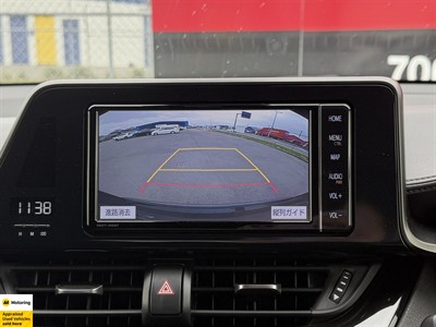 2019 Toyota C-HR - Thumbnail