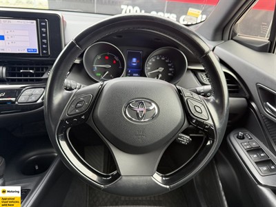2019 Toyota C-HR - Thumbnail