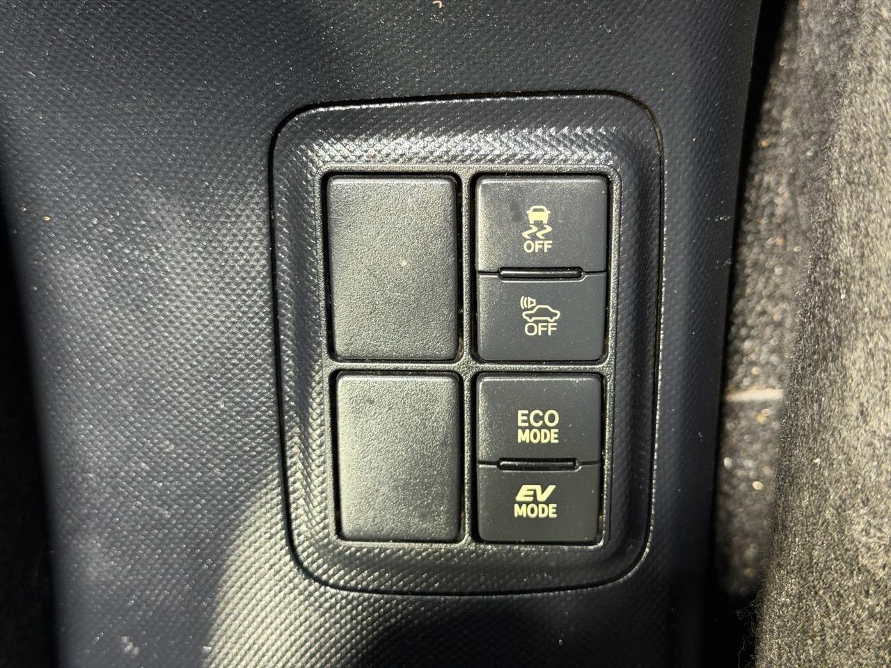 2015 Toyota Aqua