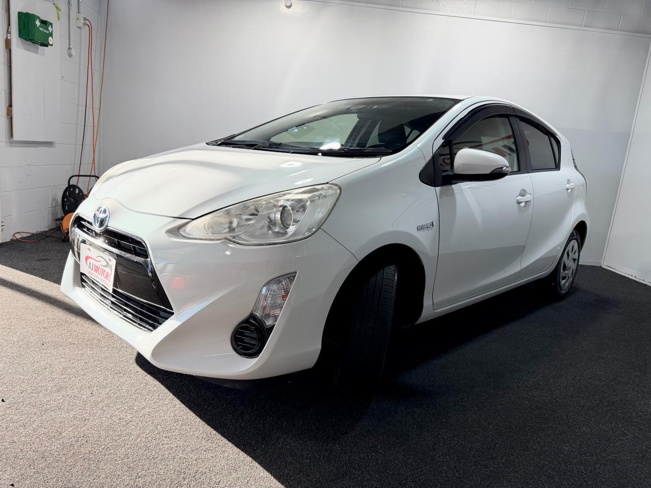 2015 Toyota Aqua
