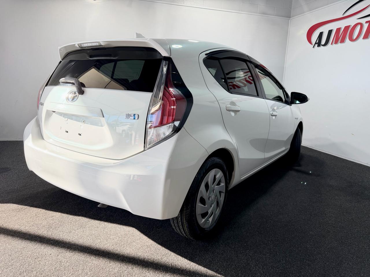 2015 Toyota Aqua