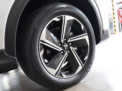 2022 Mitsubishi Eclipse Cross - Thumbnail