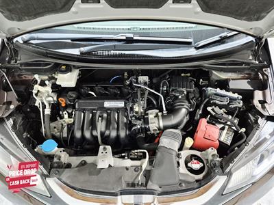 2017 Honda Fit - Thumbnail