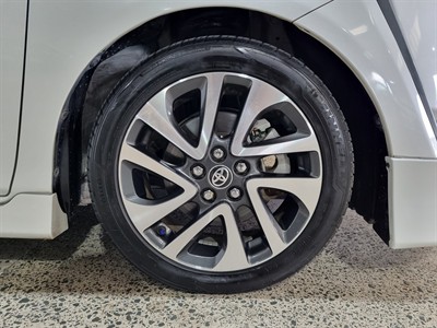 2016 Toyota Sienta - Thumbnail