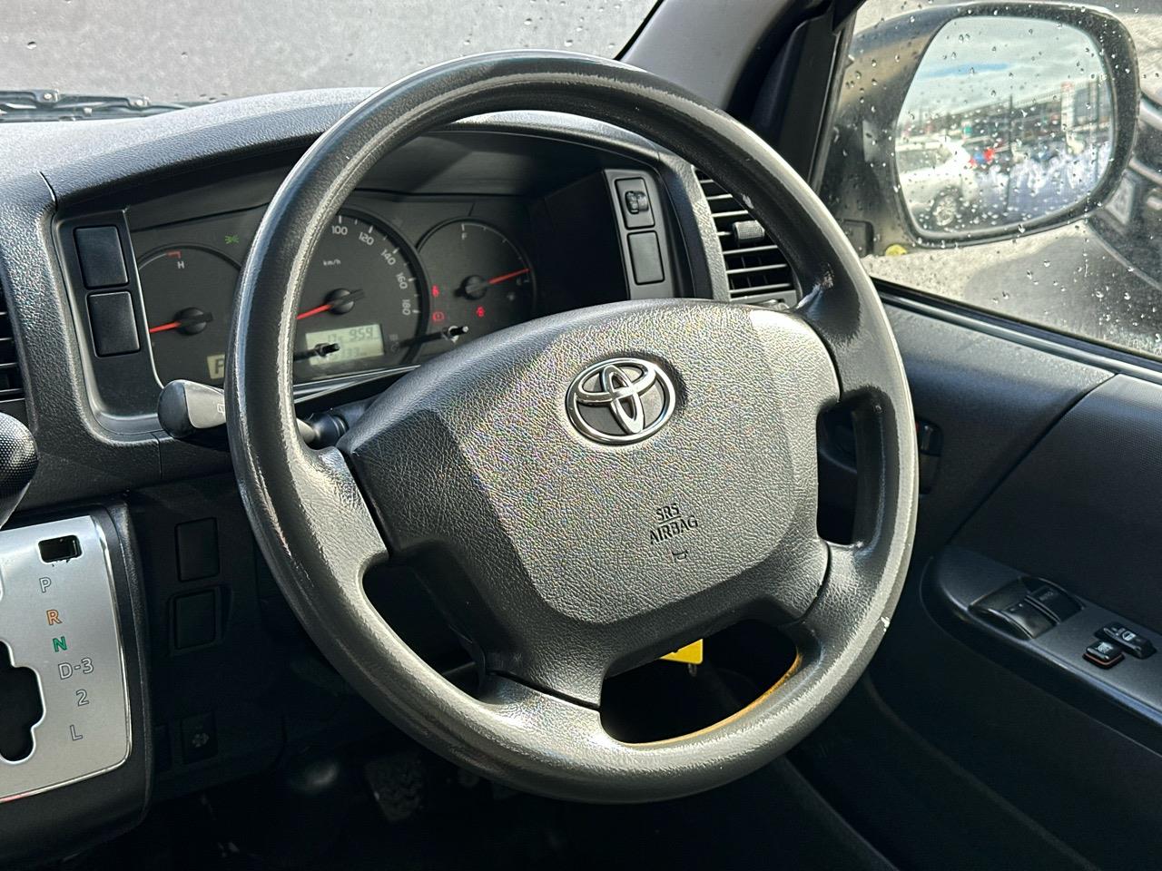2014 Toyota Hiace
