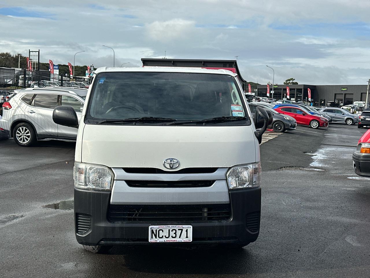 2014 Toyota Hiace