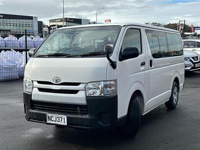 2014 Toyota Hiace - Thumbnail