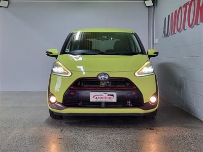 2015 Toyota Sienta - Thumbnail