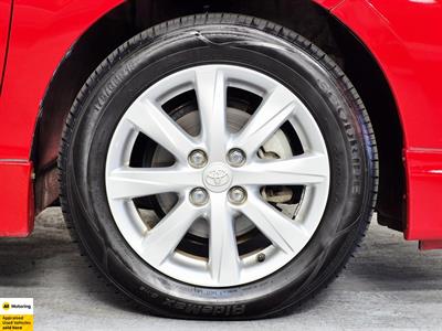2014 Toyota Aqua - Thumbnail