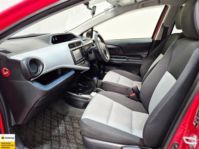 2014 Toyota Aqua - Thumbnail