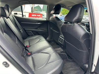 2022 Toyota Camry - Thumbnail