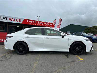 2022 Toyota Camry - Thumbnail