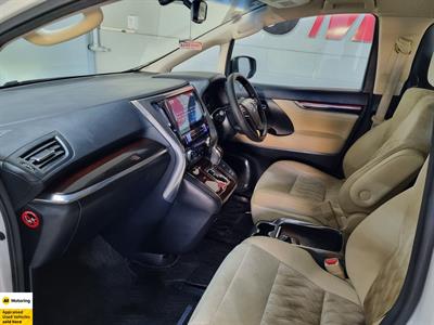 2015 Toyota Vellfire - Thumbnail
