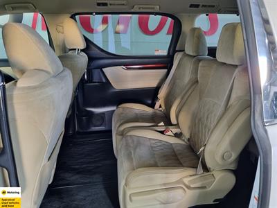 2015 Toyota Vellfire - Thumbnail