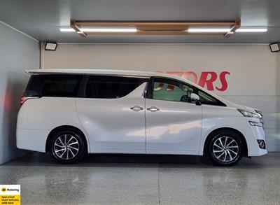 2015 Toyota Vellfire - Thumbnail