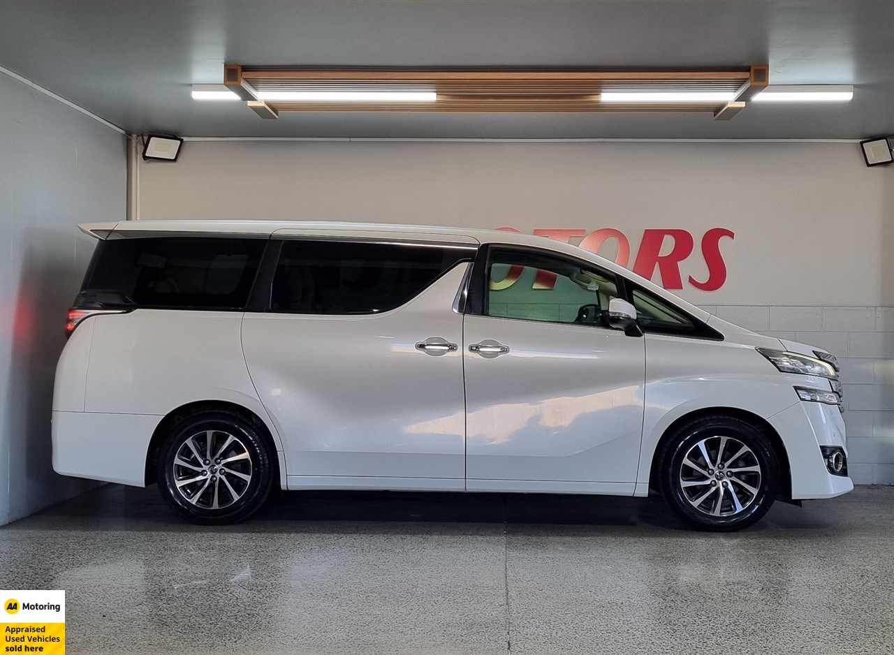 2015 Toyota Vellfire