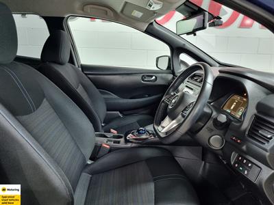 2018 Nissan Leaf - Thumbnail