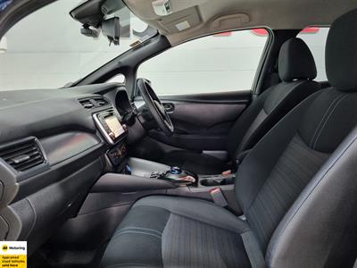 2018 Nissan Leaf - Thumbnail