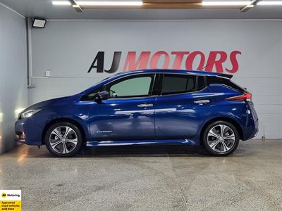 2018 Nissan Leaf - Thumbnail