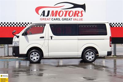 2021 Toyota Hiace - Thumbnail