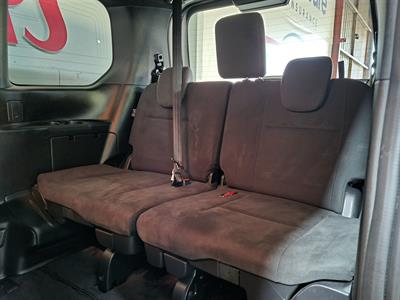 2018 Nissan Serena - Thumbnail