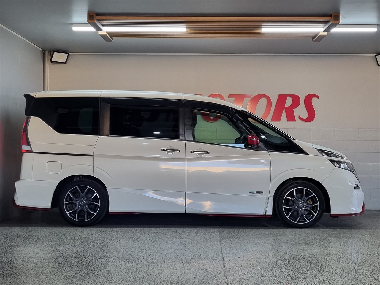 2018 Nissan Serena