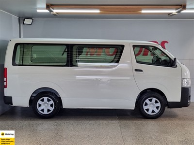 2020 Toyota Hiace - Thumbnail
