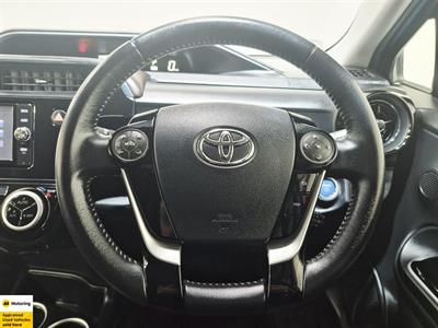 2017 Toyota Aqua - Thumbnail